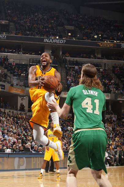 CJ Miles, Indiana Pacers, in azione contro i Boston Celtics (Getty Images)